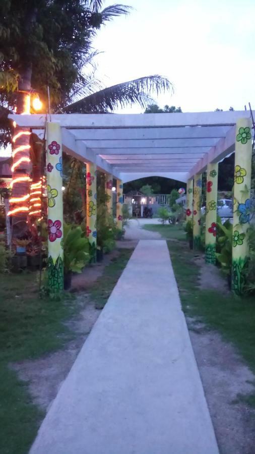 Sunshine Paradise Inn Santa Fe  Εξωτερικό φωτογραφία